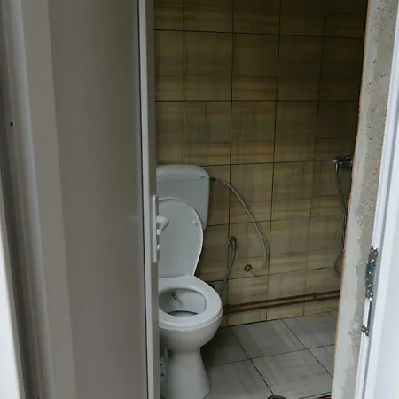 Izet Selimaj Valbone