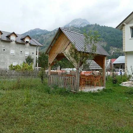 Guest house Izet Selimaj Valbone